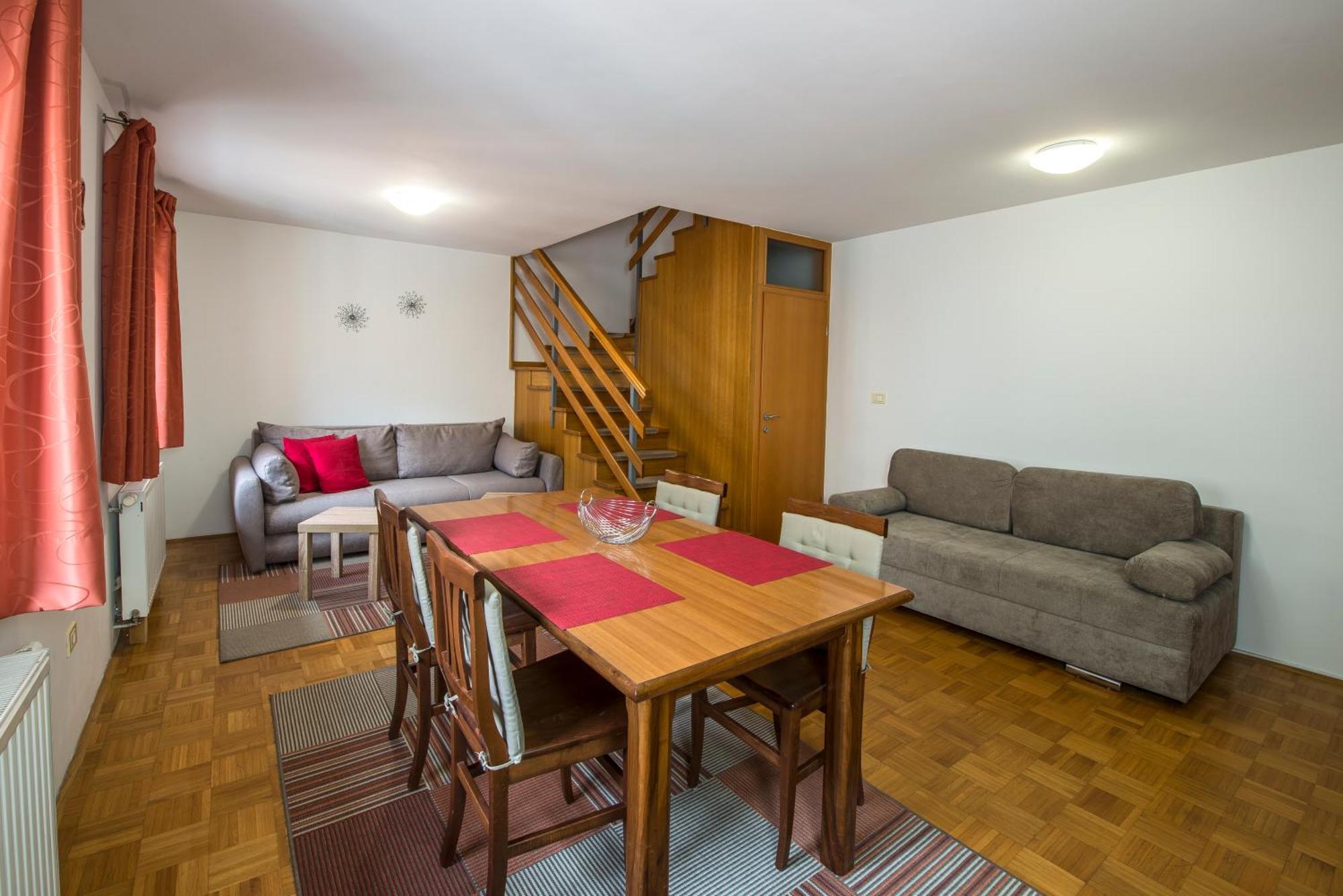 Apartments Rombon Klavdij With Free Onsite Parking Bovec Exteriér fotografie
